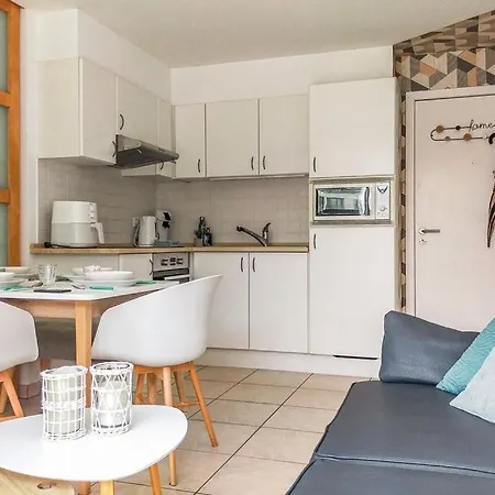 Prachtige In Met Verwarmd Zwembad Apartman